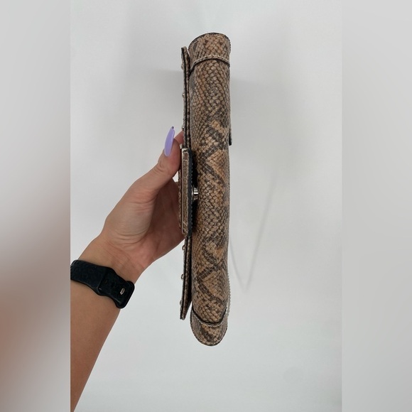 GUESS Snakeskin Clutch Handbag With Silver Shoulder Chain - Picture 13 of 14